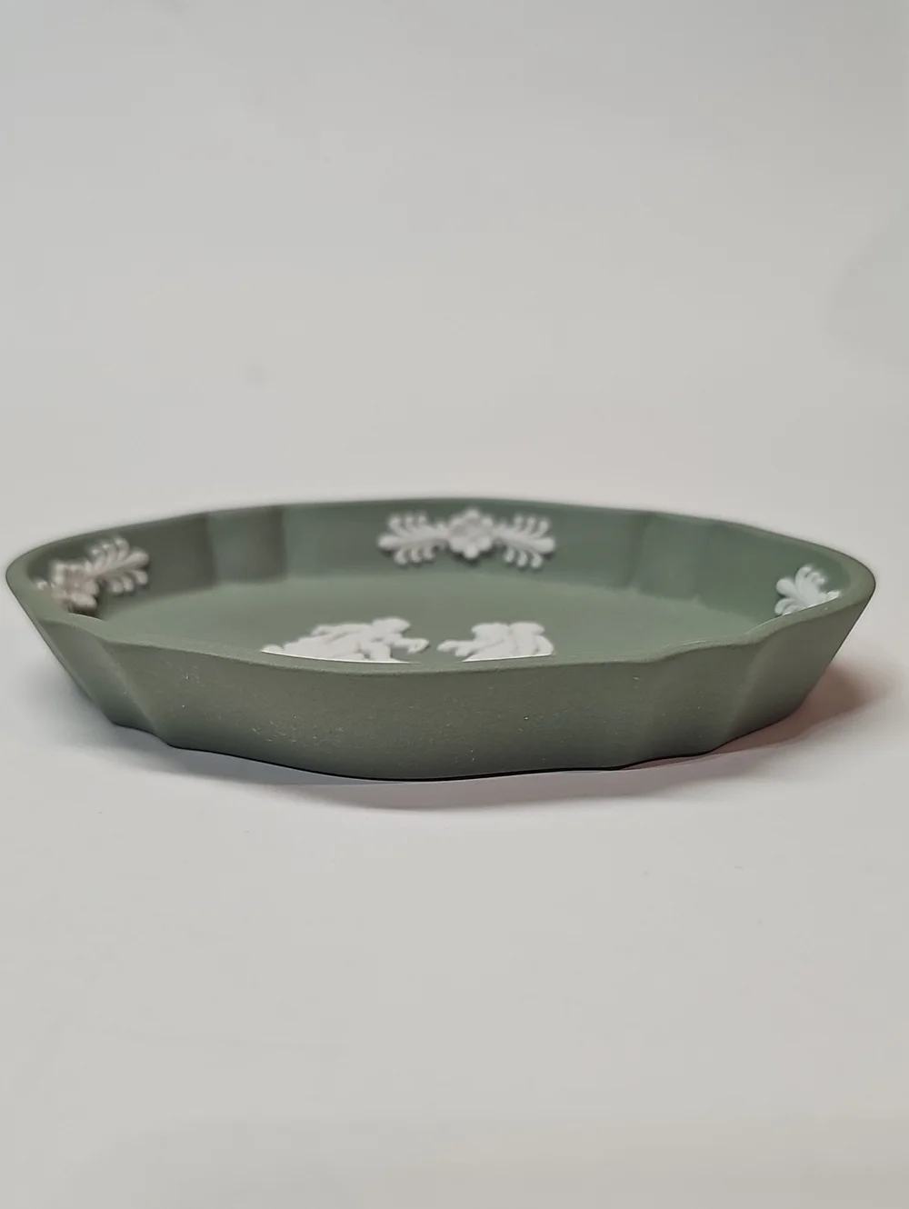 Vintage Wedgwood Cream Color On Celadon Green Jasperware Silver Tray -  Cherubs